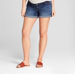 Isabel maternity shorts